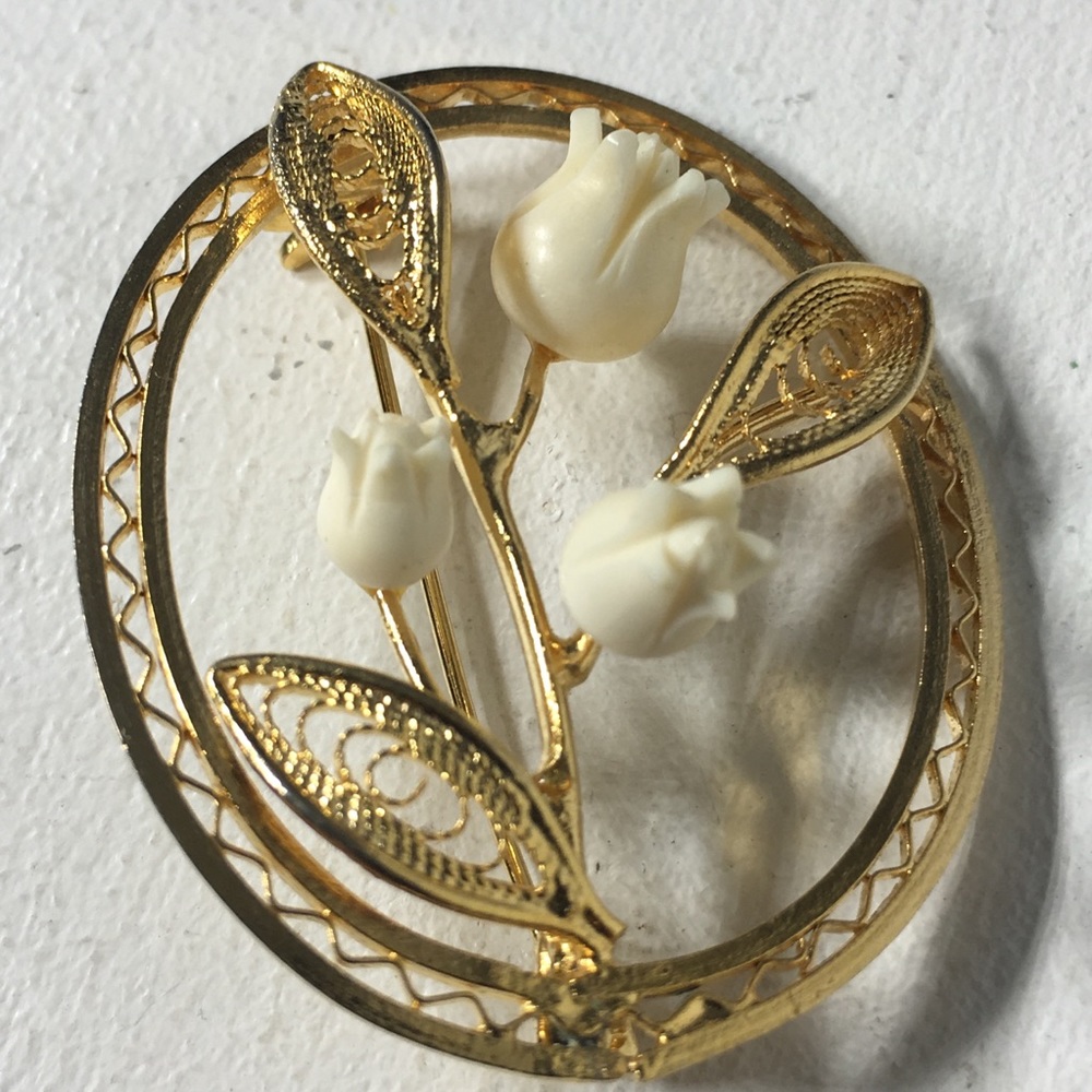 Vintage Oval Rose Gold Tone Brooch/Pin